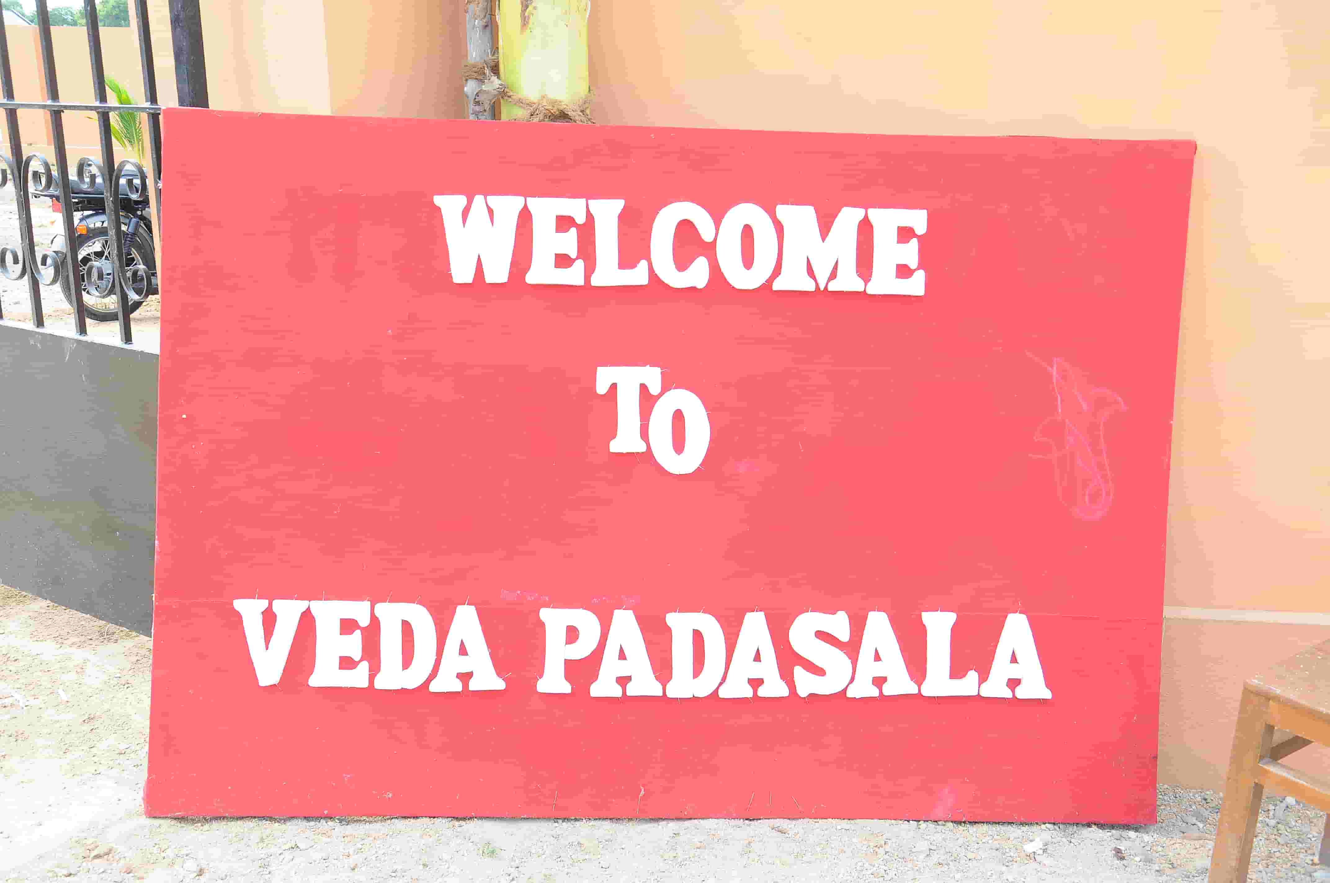 thiruvallur temple  Goshala