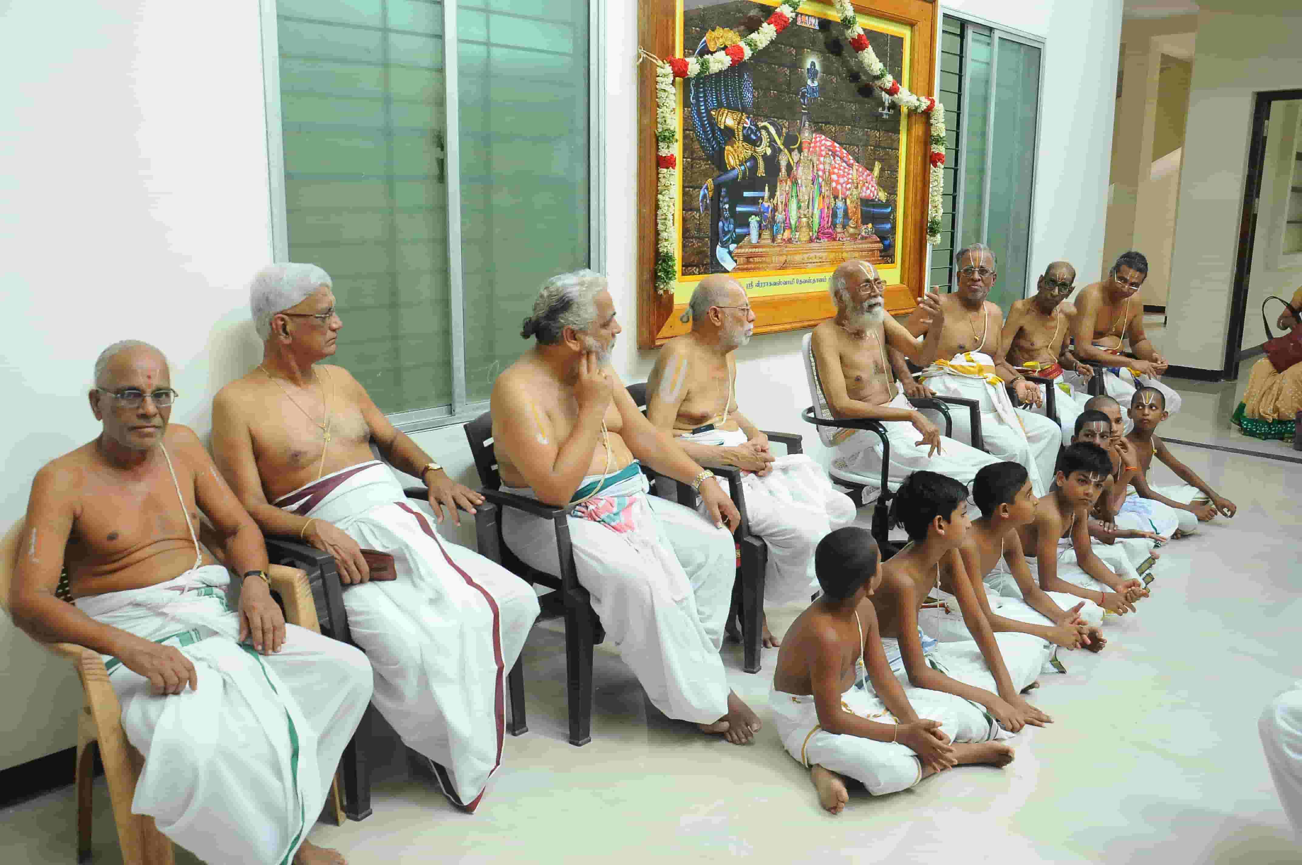 thiruvallur temple  Goshala