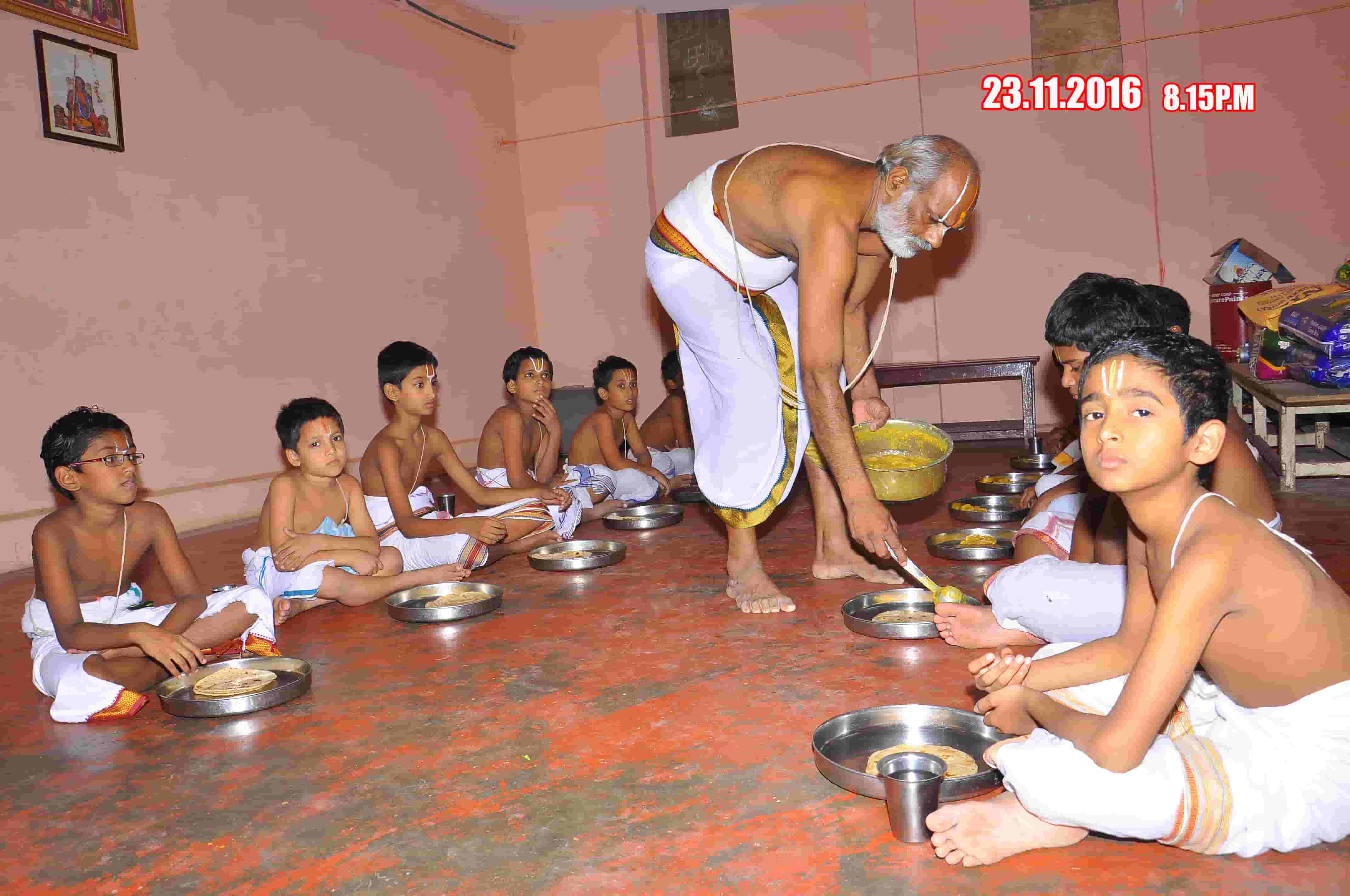 thiruvallur temple , Sri Veeraraghava Swamy Temple , Goshala